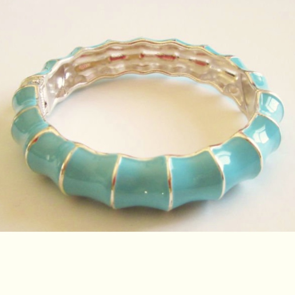 “WAVY” by Premier Designs  bangle bracelet in silver with Aqua green enamel